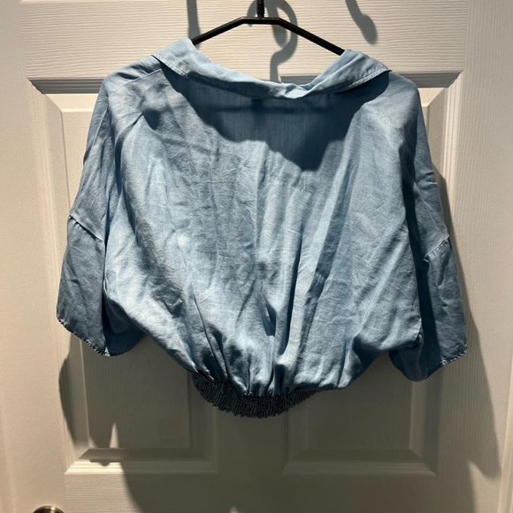 Cute Cropped Denim Zara Shirt - Picture 3 of 4